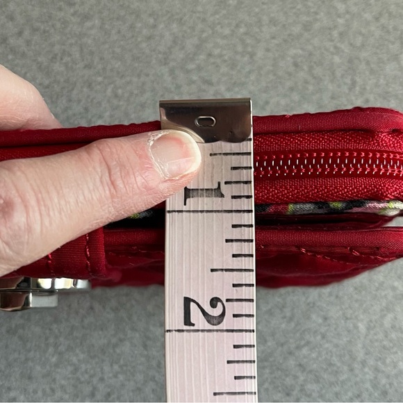 Vera Bradley Red Quilted Fabric Wallet - Picture 8 of 8